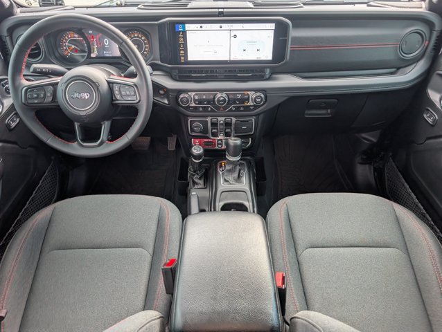 Used 2024 Jeep Gladiator Rubicon w/ Safety Group AWD/4WD image 5