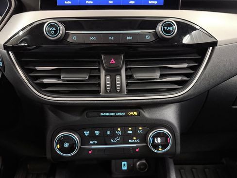 Used 2020 Ford Escape SE FWD image 24