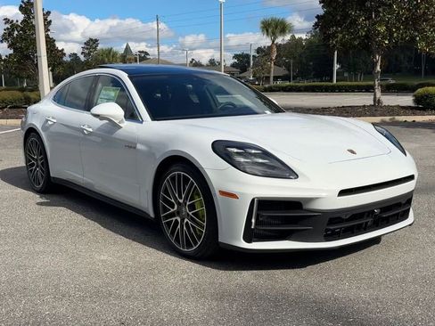 New 2026 Porsche Panamera 4 image 2