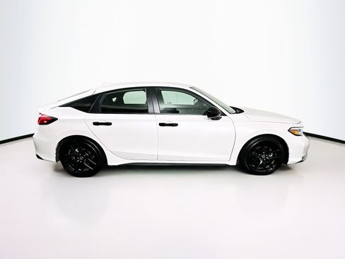 Used 2025 Honda Civic Sport image 10