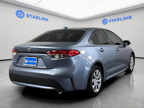 Used 2021 Toyota Corolla LE FWD image 8