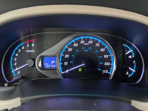 Used 2014 Toyota Sienna XLE w/ Entertainment Package AWD/4WD image 16