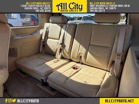 Used 2011 GMC Yukon SLT w/ SLT-2 Equipment Package image 13