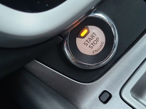 Used 2021 Nissan Murano SV image 15