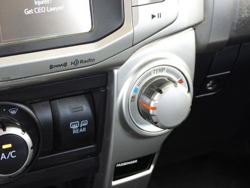 Used 2016 Toyota 4Runner 2WD SR5 image 68
