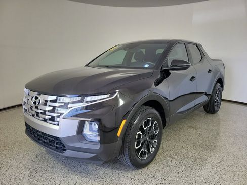 Used 2022 Hyundai Santa Cruz SEL FWD image 2