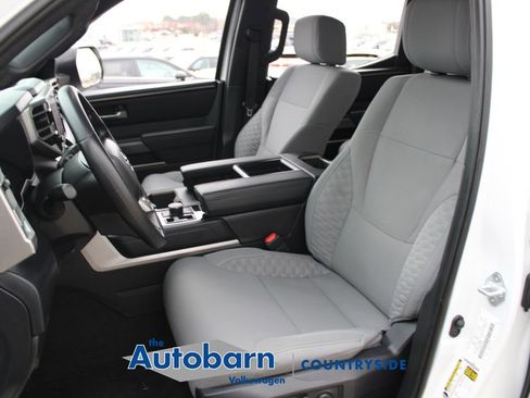 Used 2025 Toyota Tundra SR5 AWD/4WD image 7