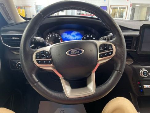 Used 2020 Ford Explorer Limited w/ Class III Trailer Tow Package AWD/4WD image 14