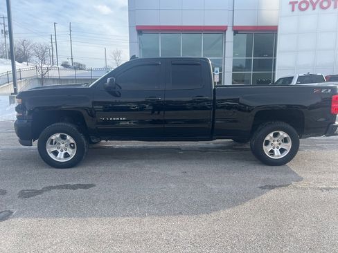 Used 2018 Chevrolet Silverado 1500 LT w/ All Star Edition image 6