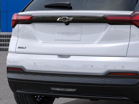 New 2027 Chevrolet Bolt LT w/ Comfort Package FWD image 38
