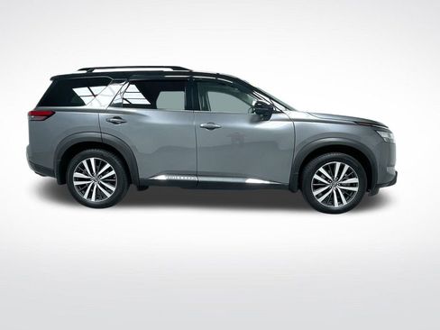 Used 2022 Nissan Pathfinder Platinum w/ Cargo Package image 2