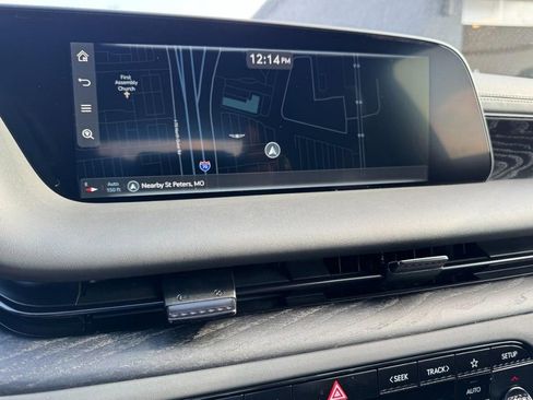 New 2026 Genesis G90 3.5T Prestige image 18