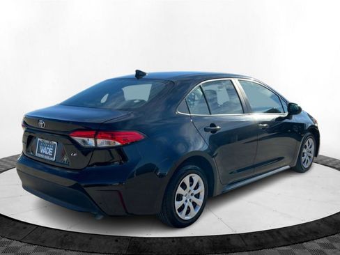 Used 2023 Toyota Corolla LE image 5