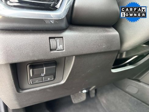 Used 2024 GMC Canyon Elevation w/ Convenience Package RWD image 38