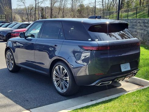 New 2026 Land Rover Range Rover Sport SE AWD/4WD image 12