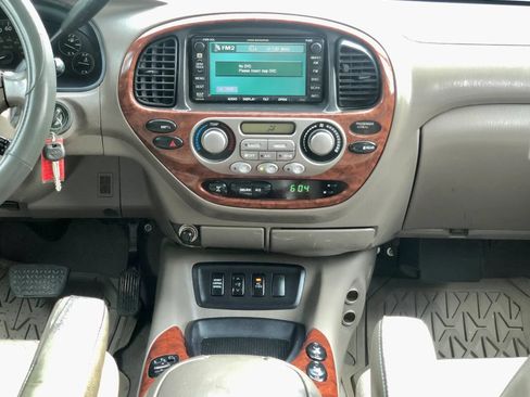 Used 2007 Toyota Sequoia Limited AWD/4WD image 15