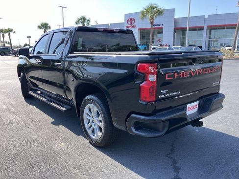 Used 2023 Chevrolet Silverado 1500 Custom RWD image 3