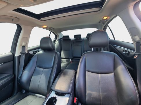 Used 2022 INFINITI Q50 Luxe w/ Cargo Package image 10