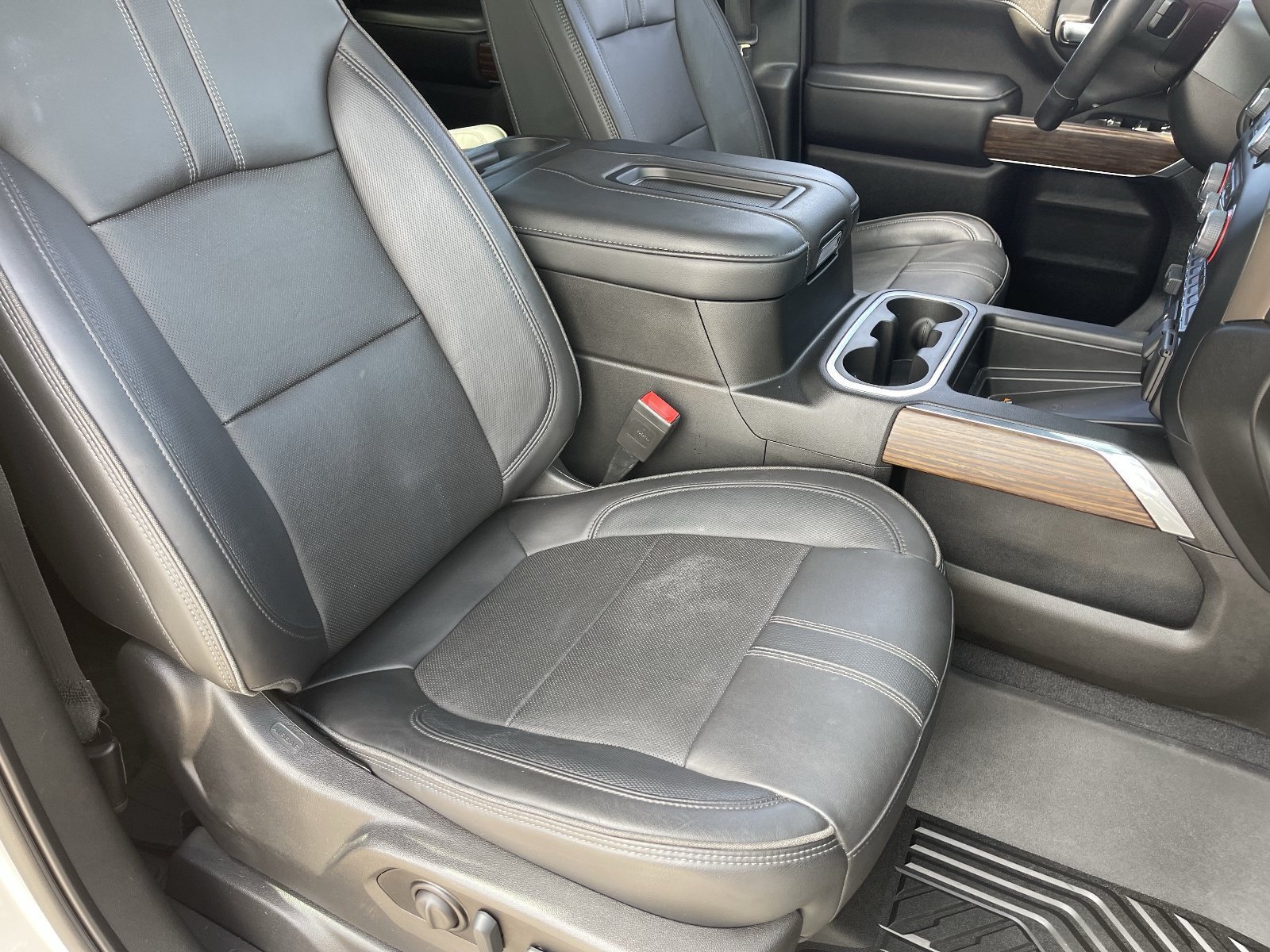 Used 2022 Chevrolet Silverado 2500 High Country w/ Z71 Off-Road Package AWD/4WD image 11