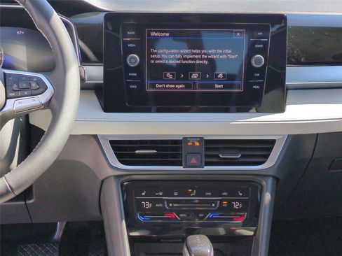 New 2026 Volkswagen Taos SE image 13