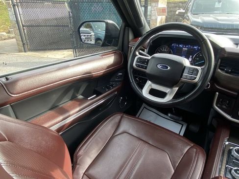 Used 2024 Ford Expedition Max Limited image 37
