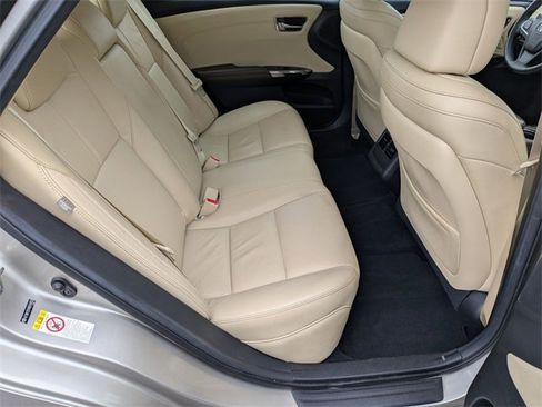 Used 2017 Toyota Avalon XLE Premium image 29