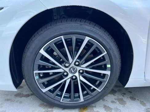 New 2025 Lexus ES 350 350 image 9