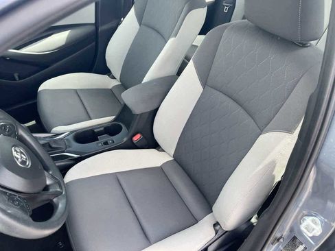 Used 2023 Toyota Corolla LE FWD image 17