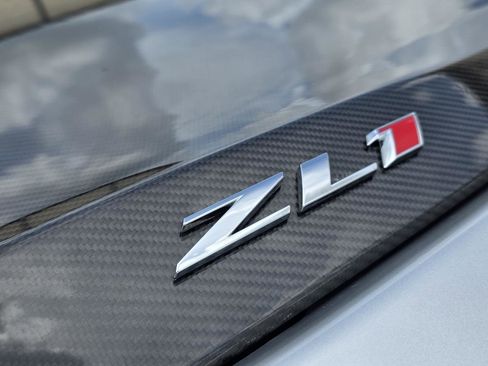 Used 2018 Chevrolet Camaro ZL1 RWD image 7