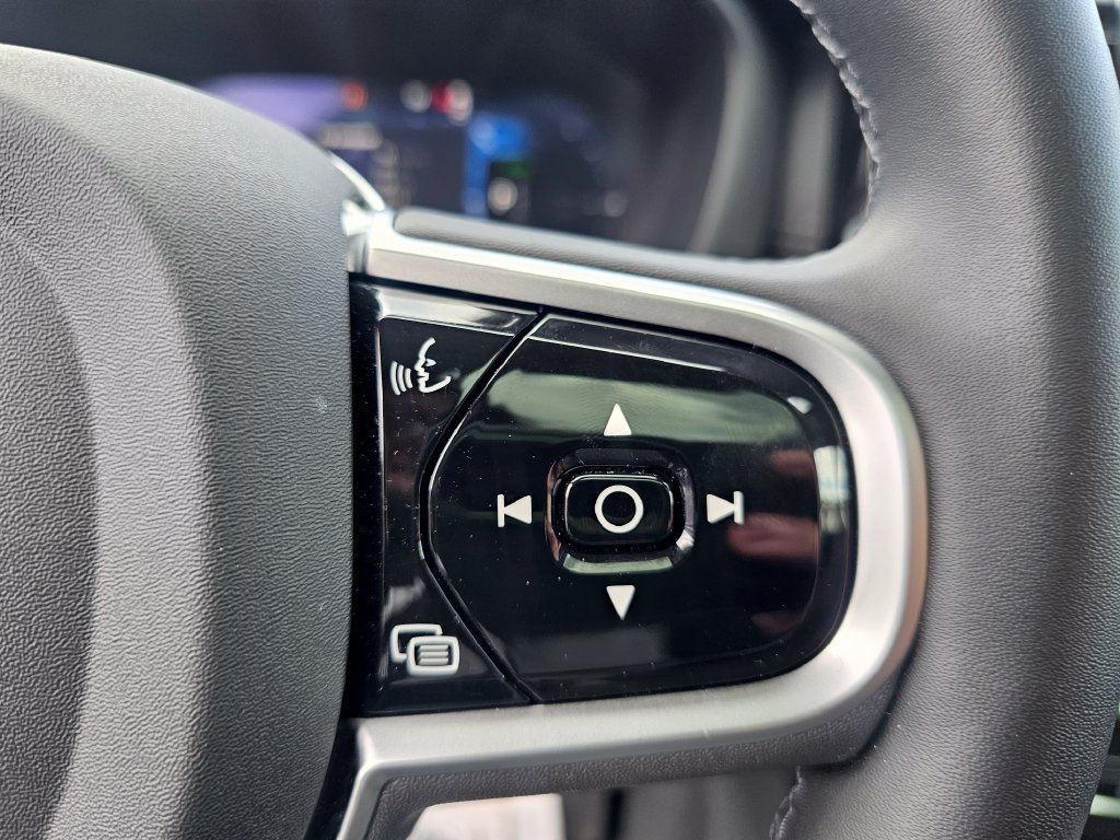 Certified 2026 Volvo XC60 T8 Ultra AWD/4WD image 45