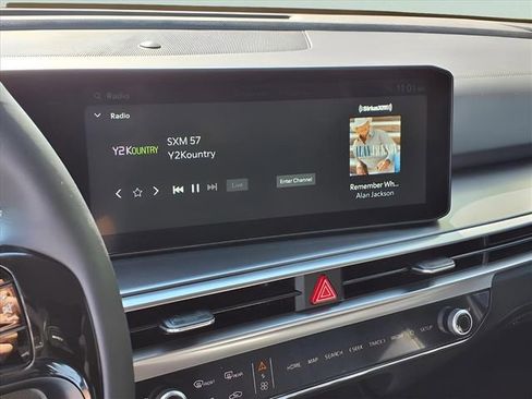 New 2026 Kia Sorento S w/ S Panoramic Sunroof Package image 6