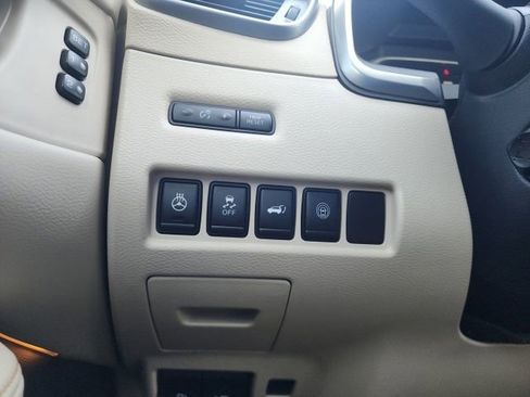 Used 2021 Nissan Murano Platinum w/ Cargo Package image 17