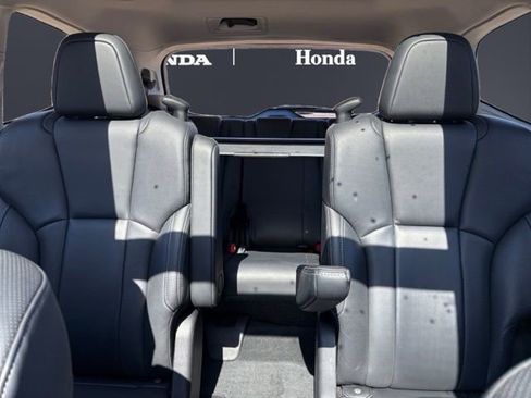 Used 2019 Subaru Ascent Limited w/ Popular Package #2A image 11