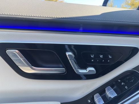 Used 2022 Mercedes-Benz S 580 4MATIC Sedan image 11