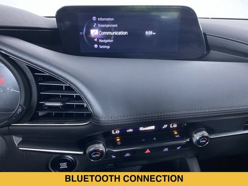 Used 2019 MAZDA MAZDA3 Hatchback w/ Preferred Package FWD image 5