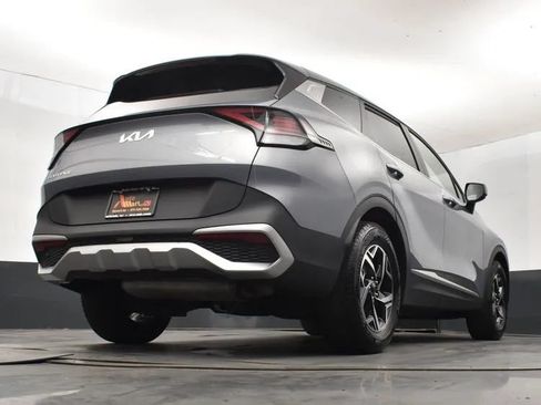 Used 2025 Kia Sportage LX FWD image 13