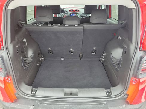 Used 2017 Jeep Renegade Sport w/ Power & Air Group image 7