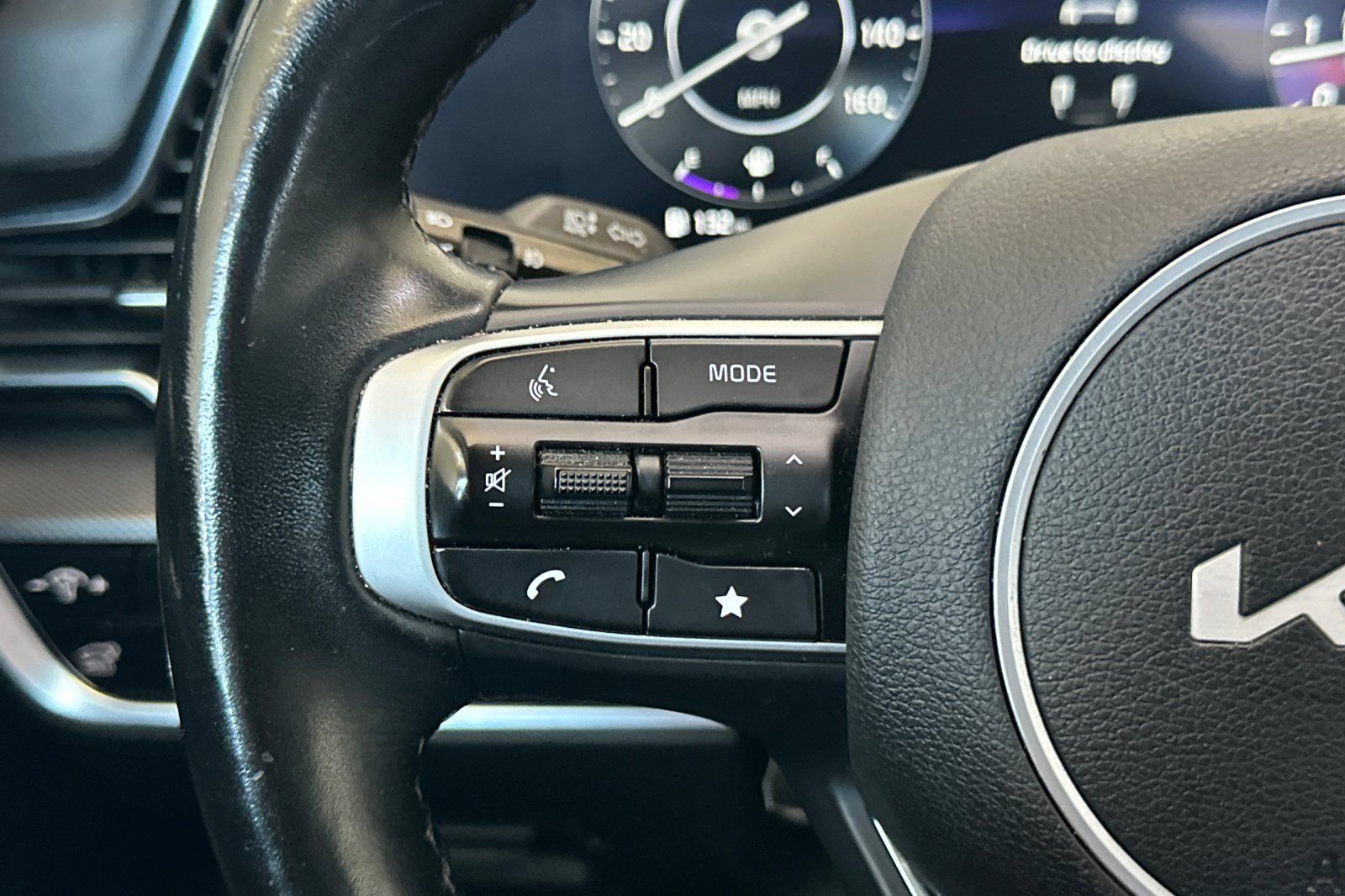 Used 2025 Kia Sportage SX FWD image 27