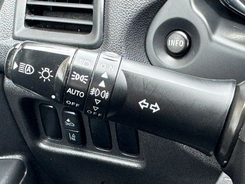 Used 2024 Mitsubishi Outlander Sport SE AWD/4WD image 17
