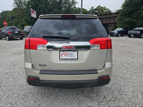 Used 2013 GMC Terrain SLE w/ Chrome and Technology Package image 4