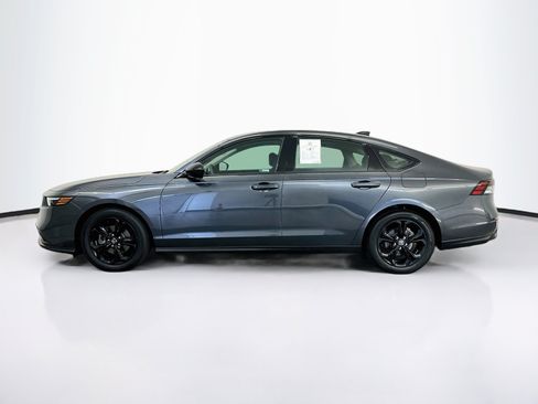 Used 2025 Honda Accord SE image 4