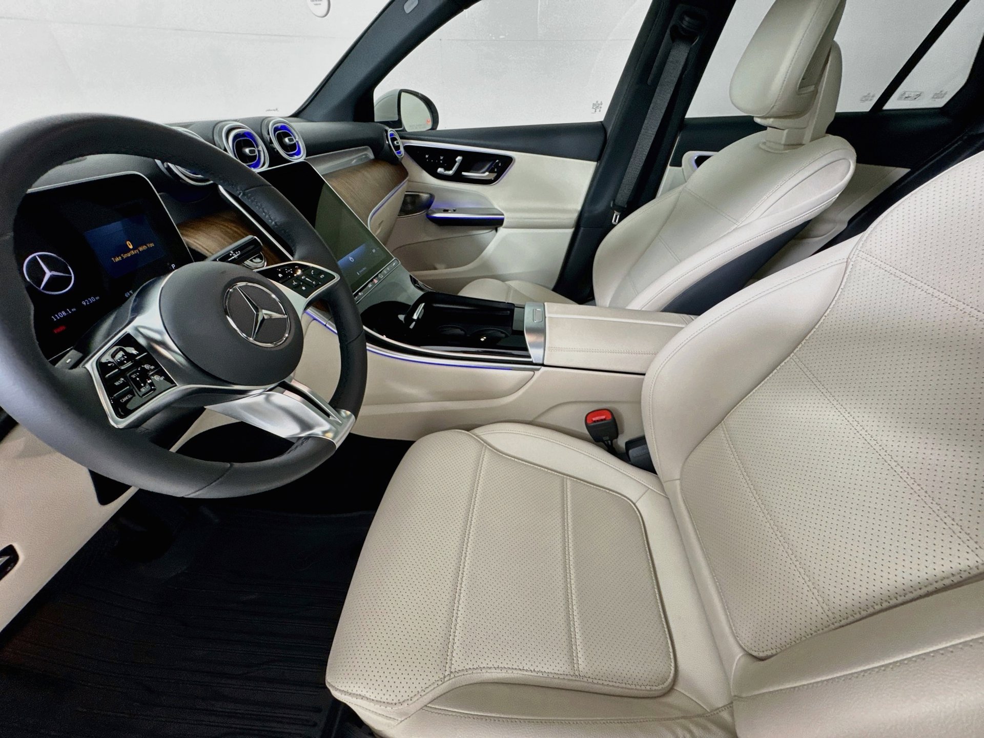 Certified 2026 Mercedes-Benz GLC 300 image 23