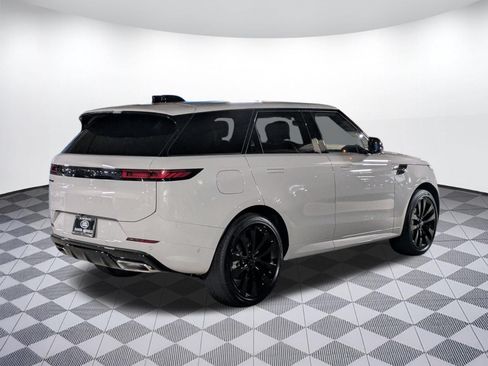 New 2026 Land Rover Range Rover Sport Dynamic SE AWD/4WD image 5