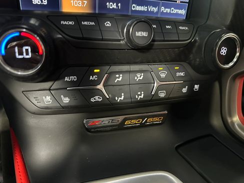 Used 2016 Chevrolet Corvette Z06 w/ 2LZ Preferred Equipment Group RWD image 35