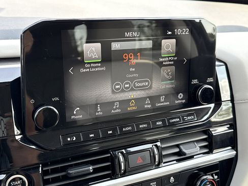 Used 2024 Nissan Pathfinder SL w/ SL Premium Package FWD image 22