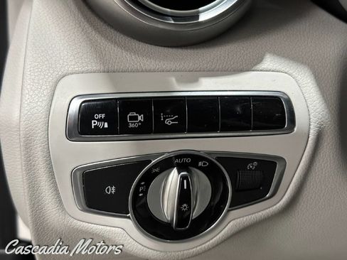Used 2017 Mercedes-Benz C 300 4MATIC Coupe image 33