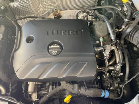 Used 2025 Buick Encore GX Preferred image 30