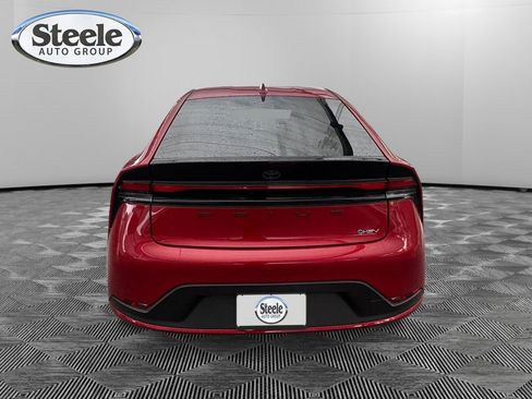 Used 2023 Toyota Prius Limited image 4