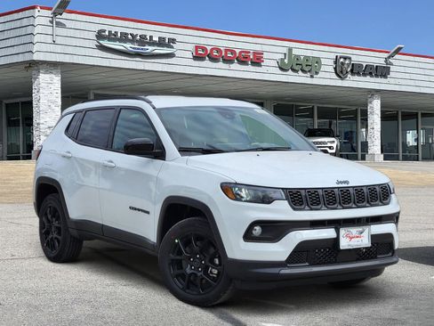 New 2026 Jeep Compass Latitude image 1