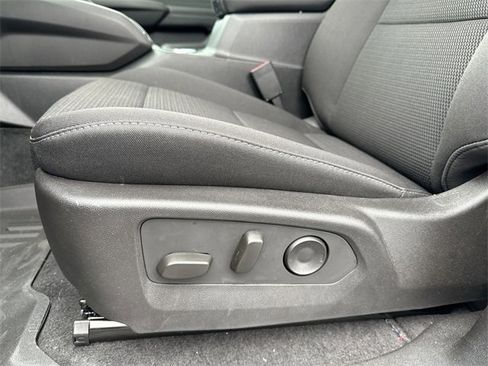 New 2026 GMC Canyon Elevation w/ Convenience Package image 12